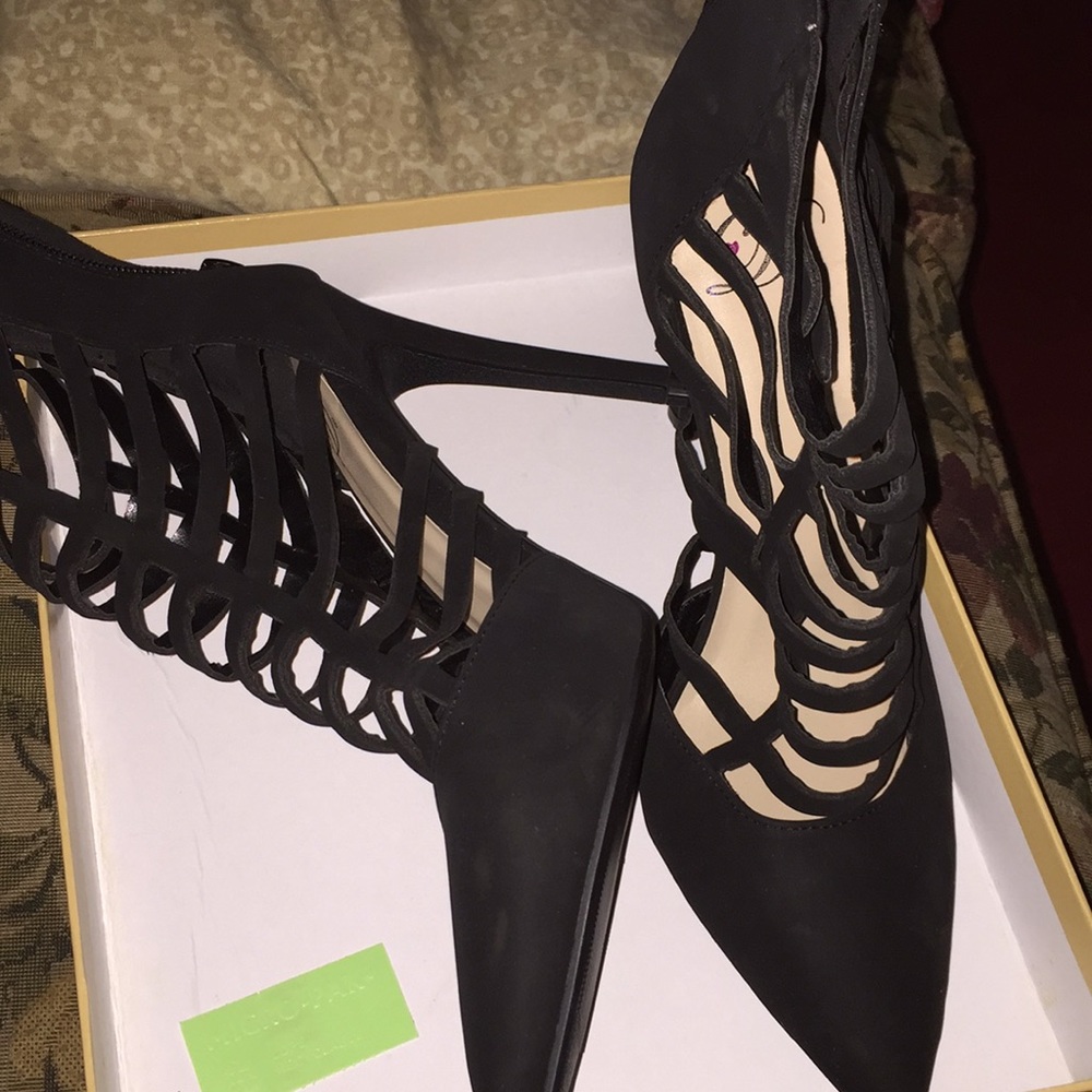 Cagey black heels